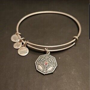 Alex And Ani Bridesmaid Sister Of My Heart Silvertone Expandable Bangle Bracelet